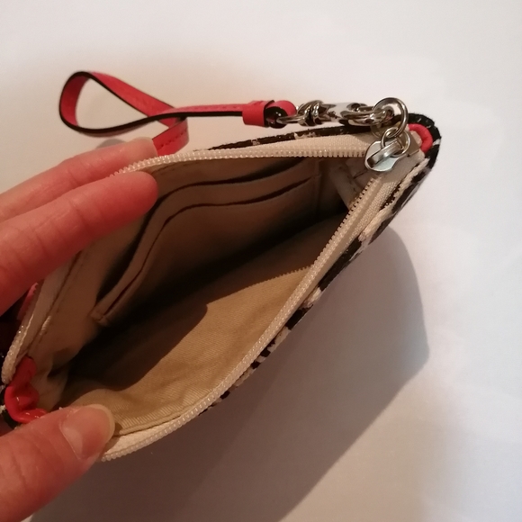 PRICE DROP! Coach Wristlet - Picture 4 of 4